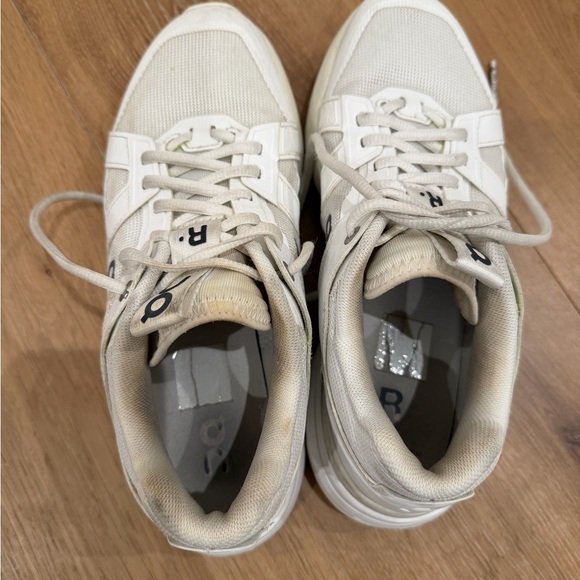 On Running Womens Sneakers in Off-White/Cream - Picture 5 of 6